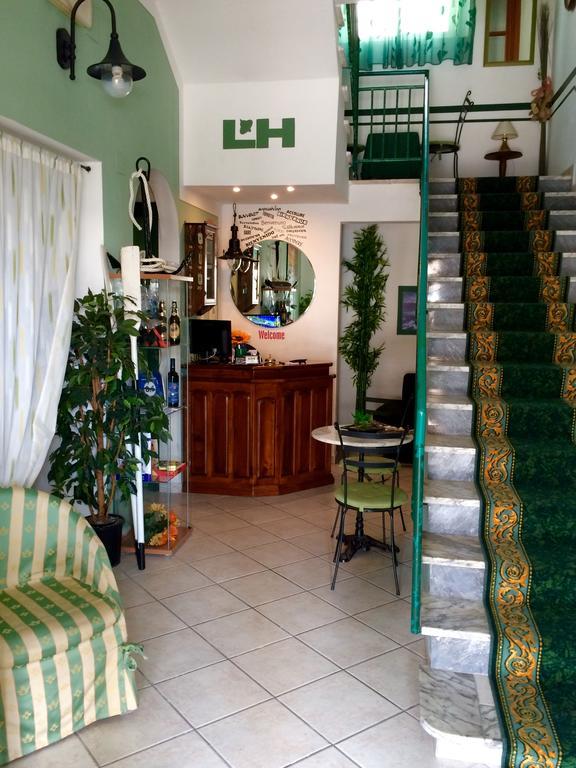 Lungomare Hotel Marina di Cecina Εξωτερικό φωτογραφία