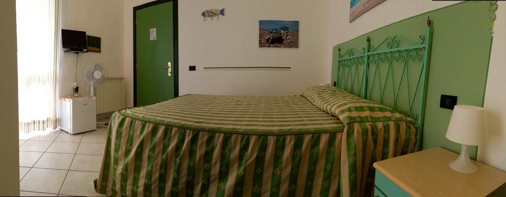 Lungomare Hotel Marina di Cecina Εξωτερικό φωτογραφία