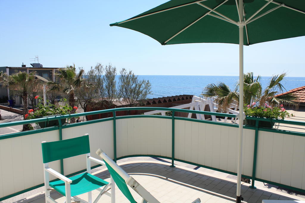 Lungomare Hotel Marina di Cecina Δωμάτιο φωτογραφία